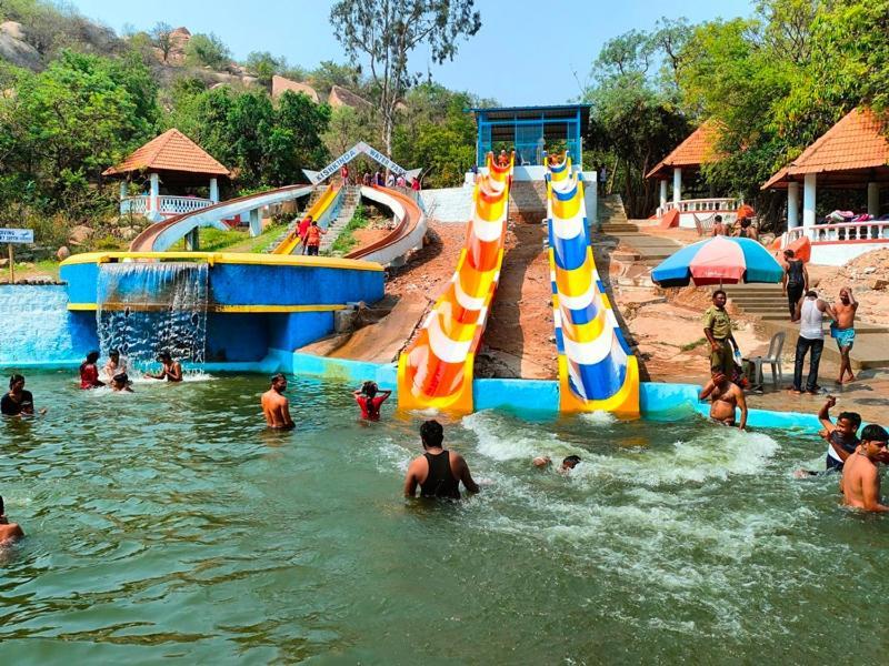 Kishkinda Heritage Resort Hampi Exterior foto